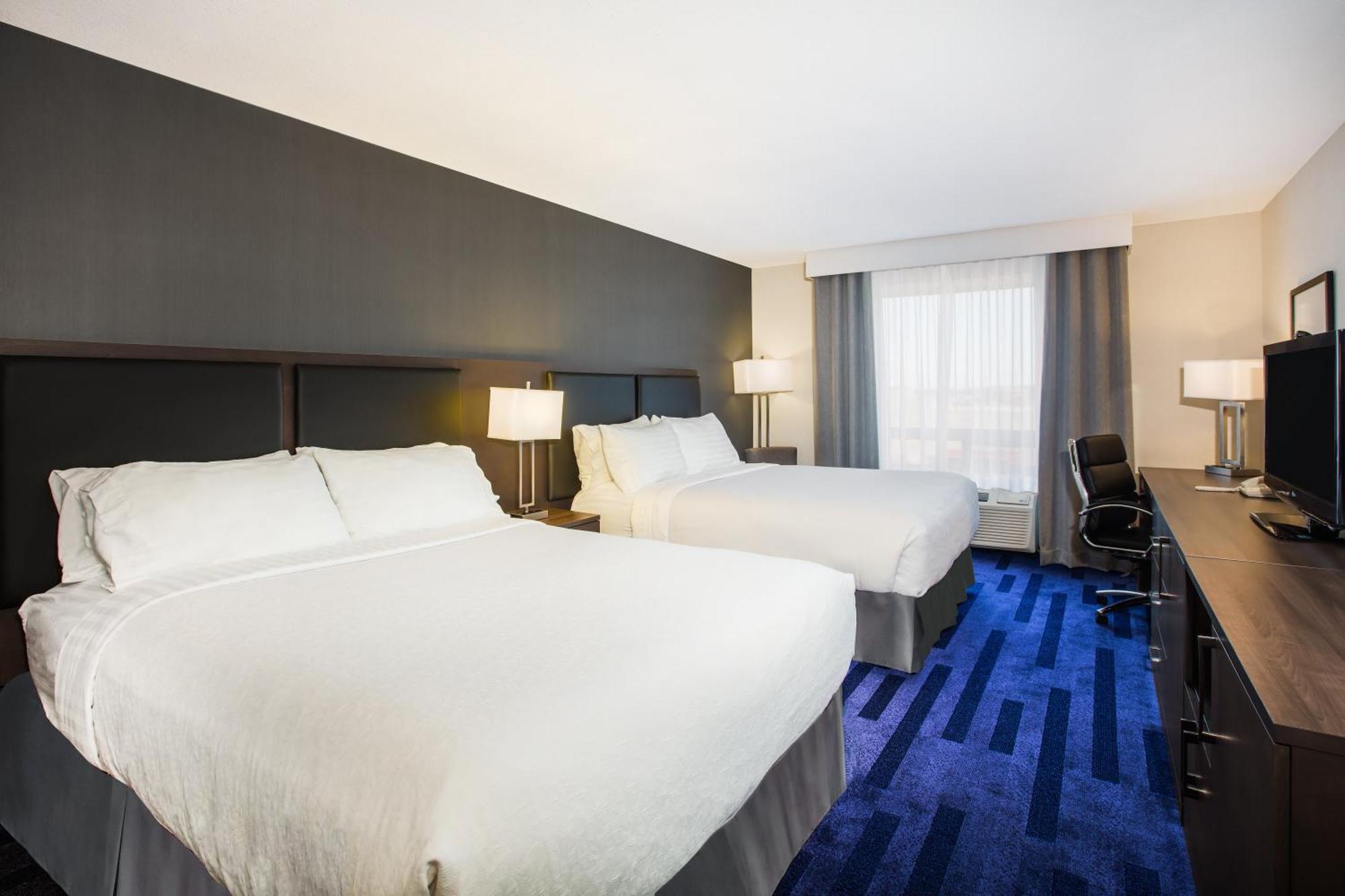Standard Room,1453505542:JPEG